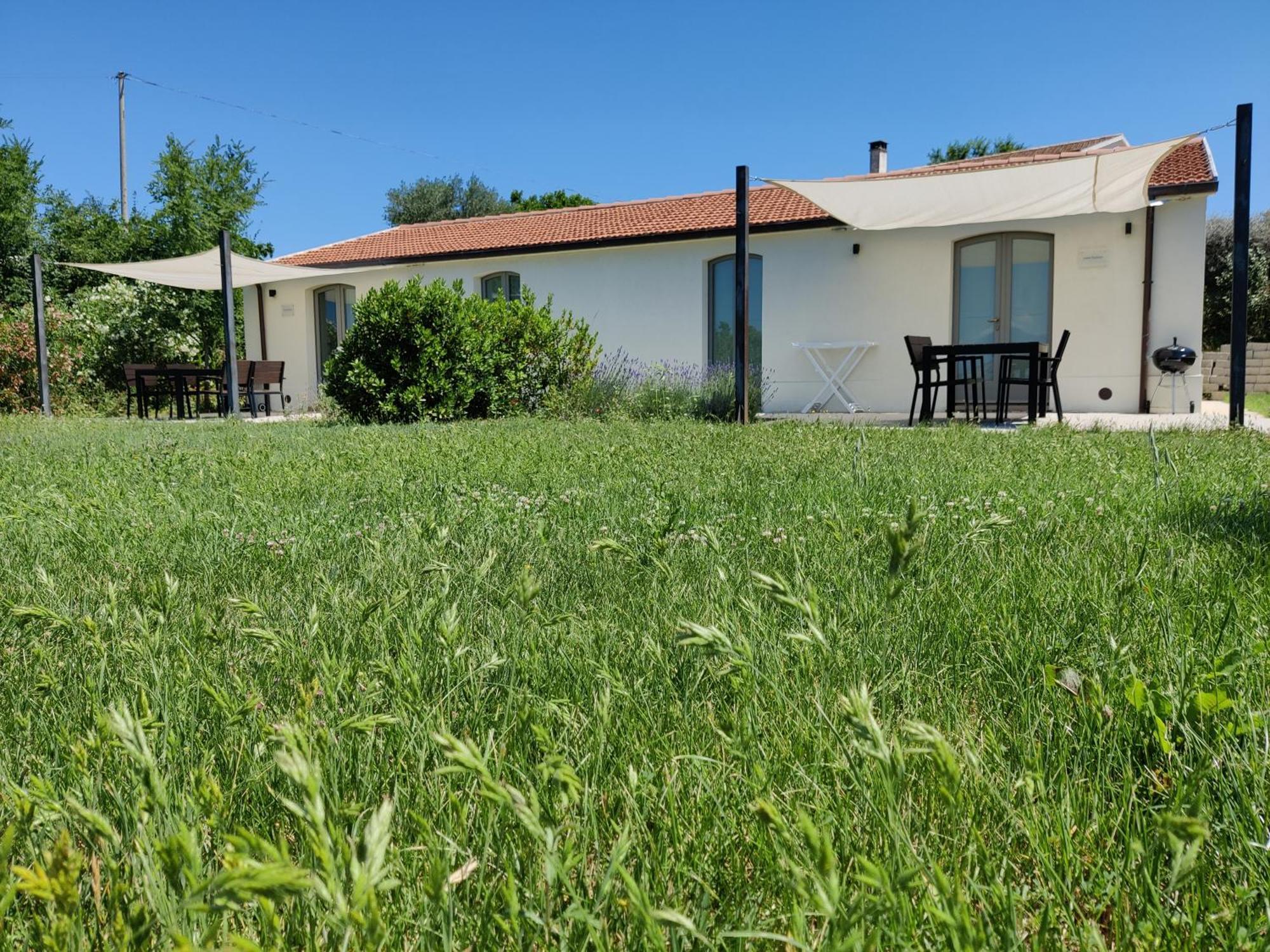 Gasthaus Rustico Del Bozzo Castelleone di Suasa Exterior foto