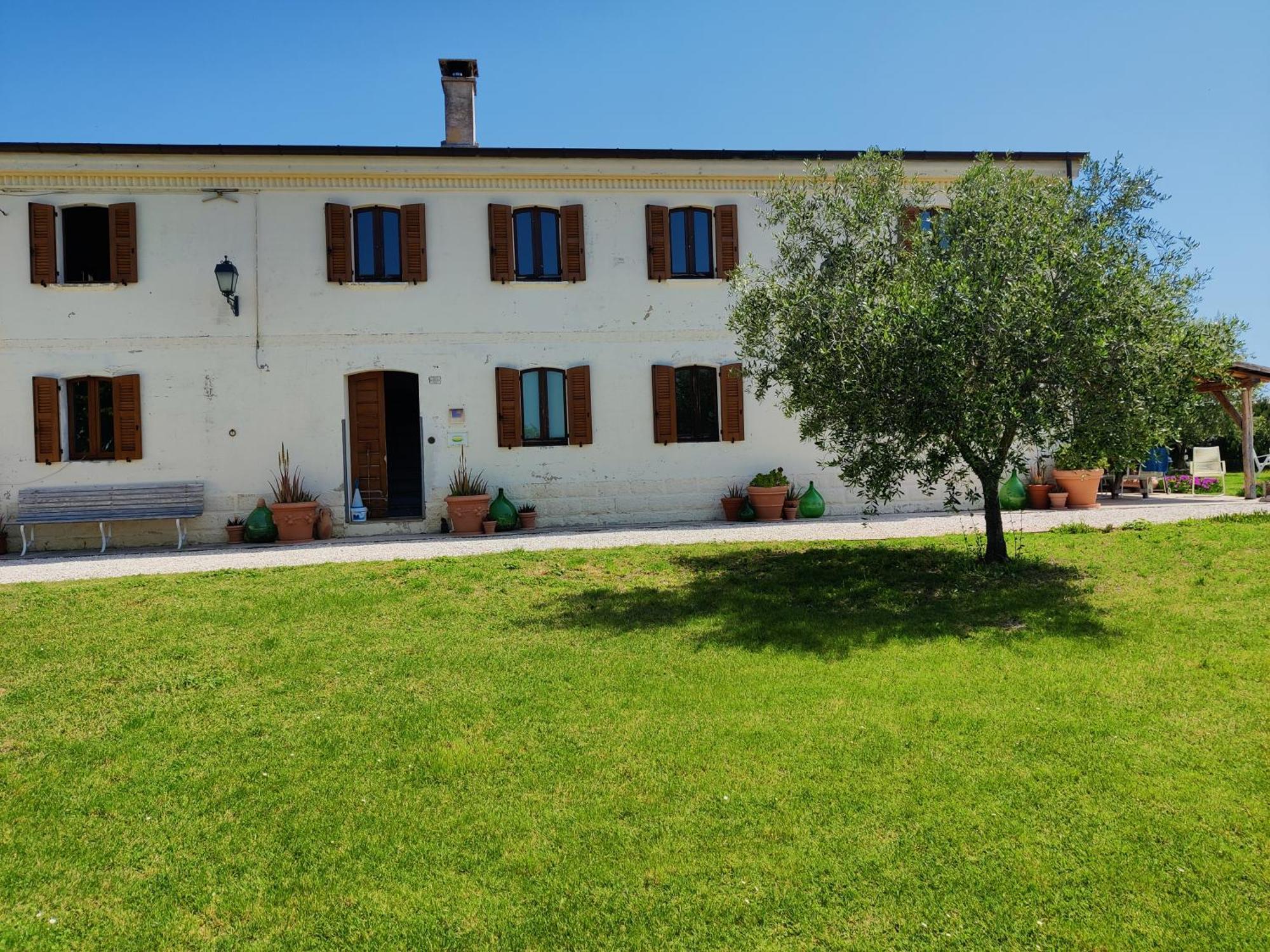 Gasthaus Rustico Del Bozzo Castelleone di Suasa Exterior foto