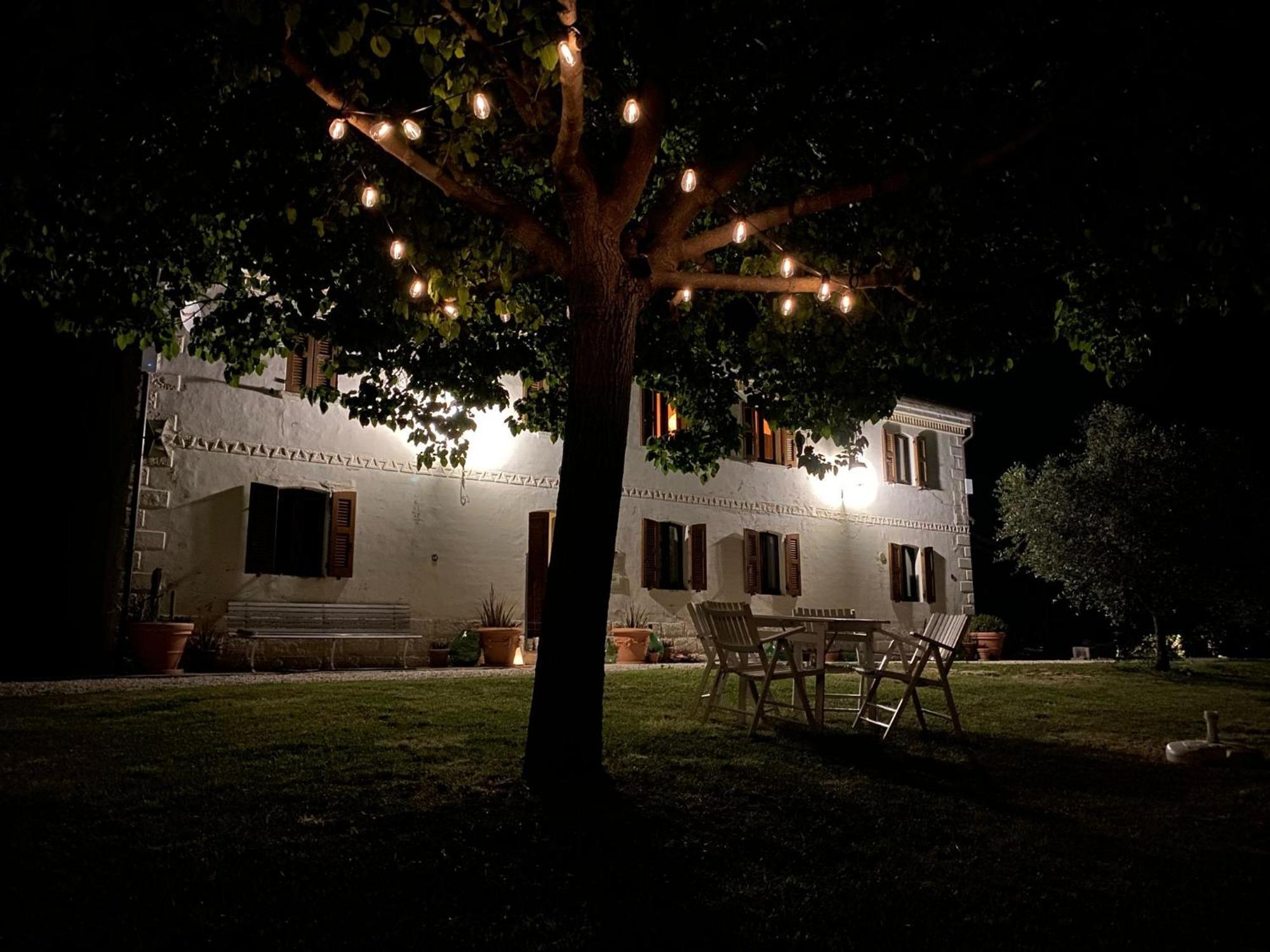 Gasthaus Rustico Del Bozzo Castelleone di Suasa Exterior foto